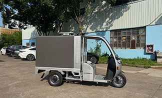 LED屏三輪車宣傳車在戶外廣告?zhèn)鞑バ袠I(yè)中的優(yōu)勢(shì)